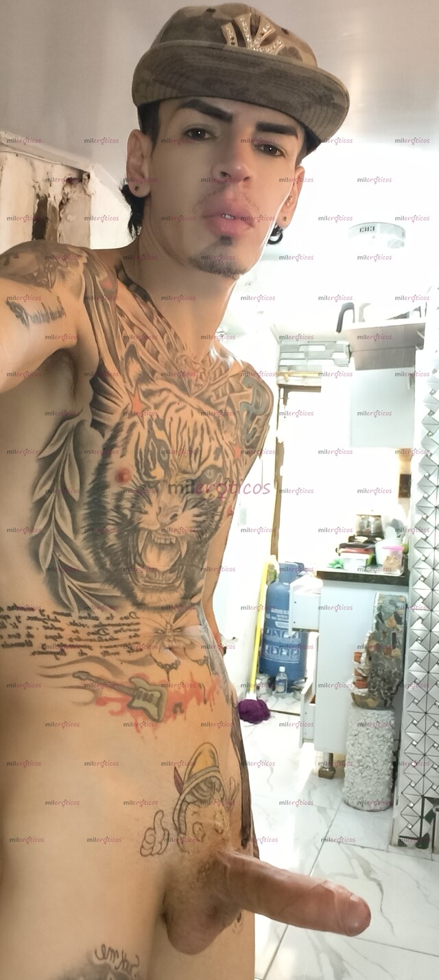 FOTOS DE FLACO ACTIVO MEDELLÍN BLANCO TATUADO MORBOSO