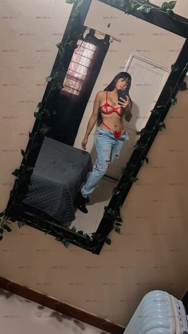 FOTOS DE LA POTRA 100% FETICHISTA Y REAL DE CURVAS PERFECTAS ATIENDO MUJERES HIGIENICAS