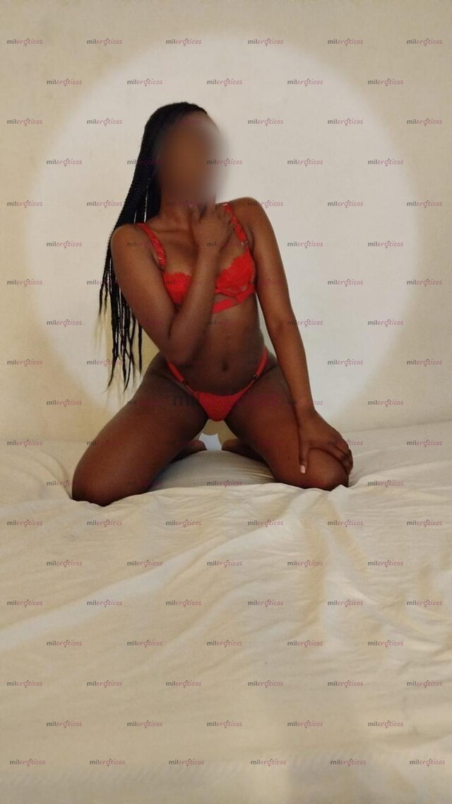 FOTOS DE MORENA EXÓTICA, ATRACTIVA Y COMPLACIENTE