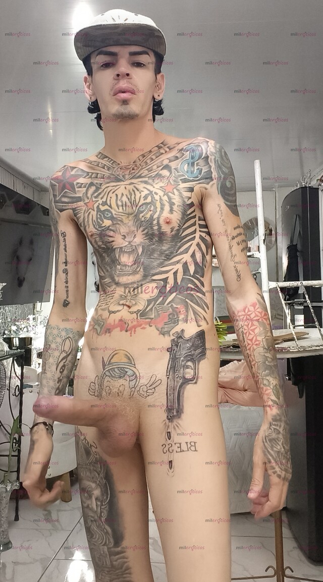 FOTOS DE FLACO ACTIVO MEDELLÍN BLANCO TATUADO MORBOSO