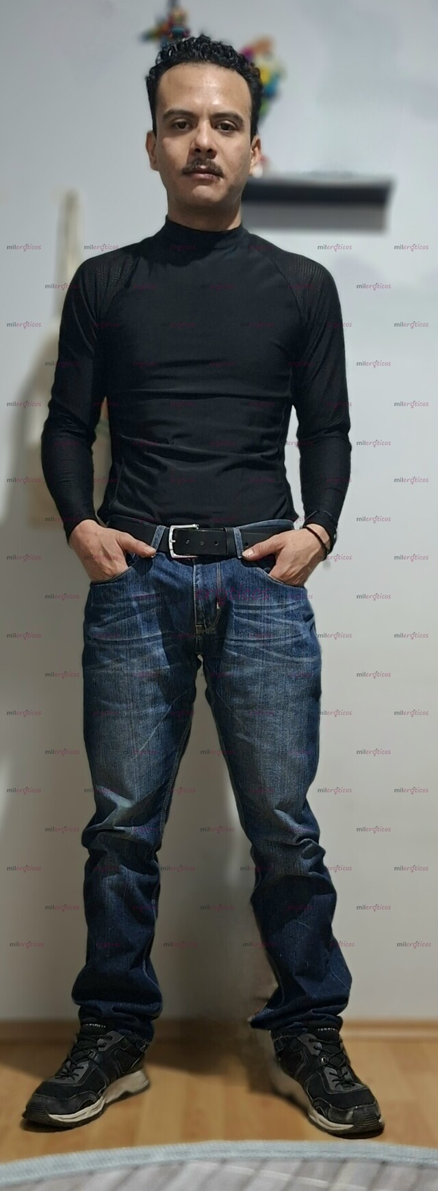 FOTOS DE CHICO GUAPO CUERPO DELGADO VERGA DURA GRUESA Y BUEN CULO