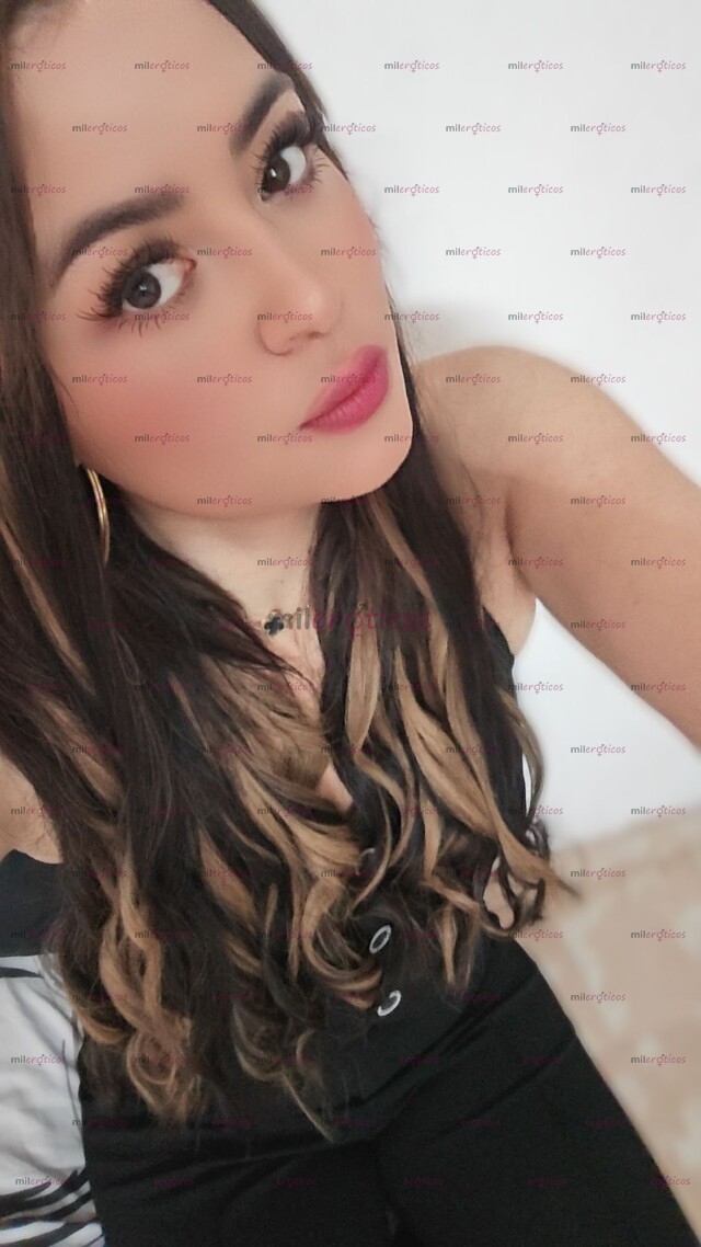 FOTOS DE LINDA WERITA TAPATÍA UNA MUJER ALTA Y CON CLASE CUENTO CON LUGAR