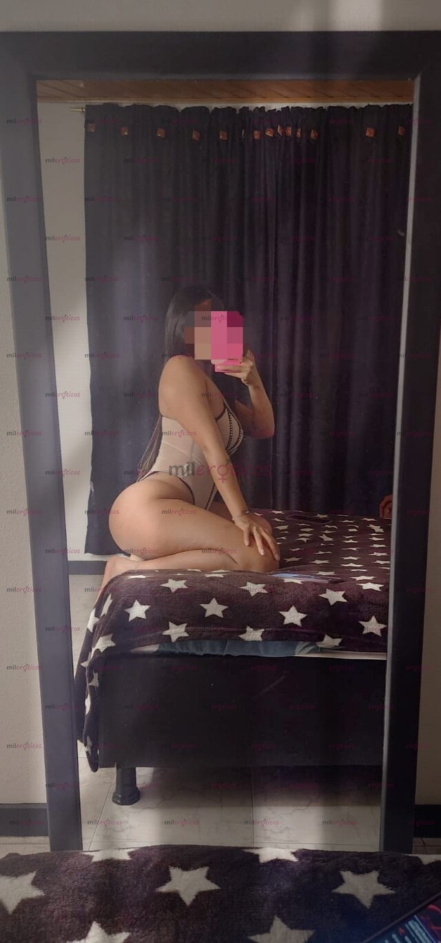 FOTOS DE JENNIFER, HERMOSA FLACA , COLA DE GRANDE , APRETADITA