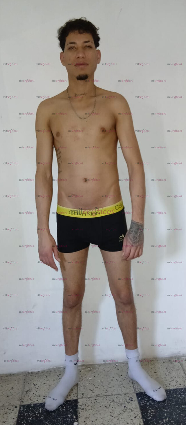 FOTOS DE CHICO VERGON 23 CM FULL LECHE Y GRUESA PARA QUE DISFRUTES