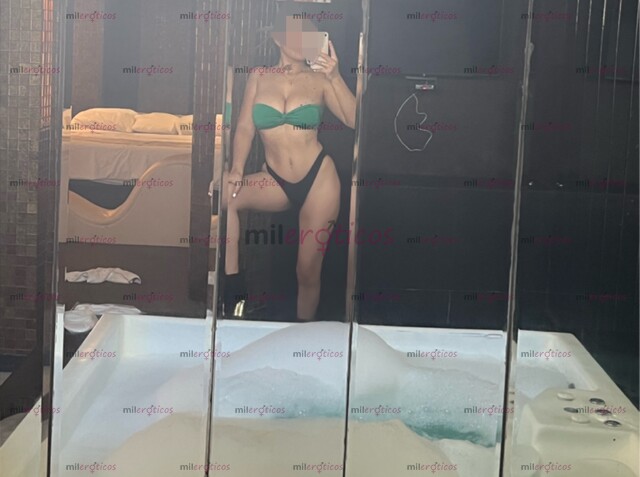 FOTOS DE FLAQUITA HERMOSA SABROSA Y CACHONDA EN LA CAMA