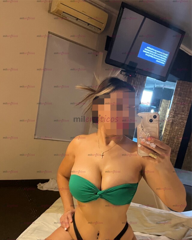 FOTOS DE FLAQUITA HERMOSA SABROSA Y CACHONDA EN LA CAMA