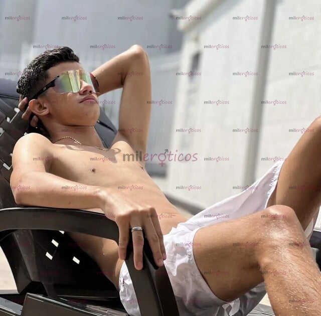 FOTOS DE JOVEN LECHERO ACT UNIVERSITARIO DE PASO POR TU CIUDAD 100% COMPLACIENTE LLÁMAME