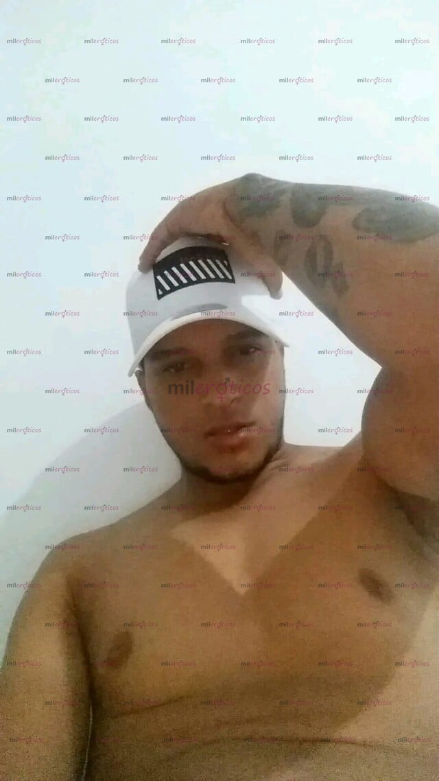 FOTOS DE SOY CHICO EDUCADO AMABLE DISPUESTO A COMPLACER TODAS TUS FANTASÍAS