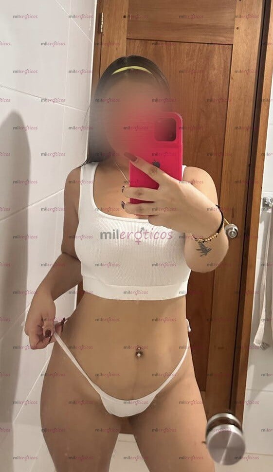 FOTOS DE NUEVA POLLITA LAURA DE MEDELLIN ME ENCANTA EL SEXO DURO RICO VAGINA APRETADITA