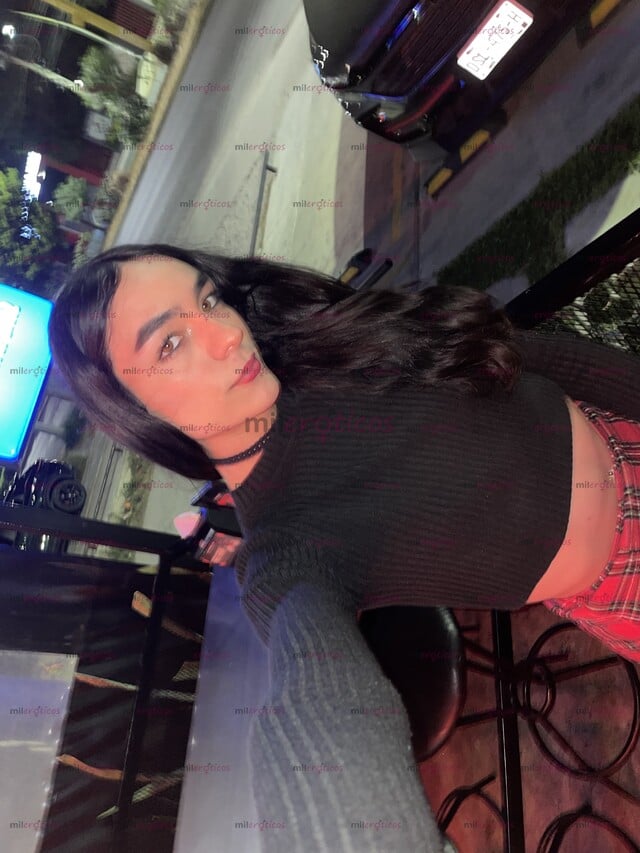 FOTOS DE TRANS DISPONIBLE AHORA BONITA DE 20 AÑOS SÓLO VENTA DE CONTENIDO