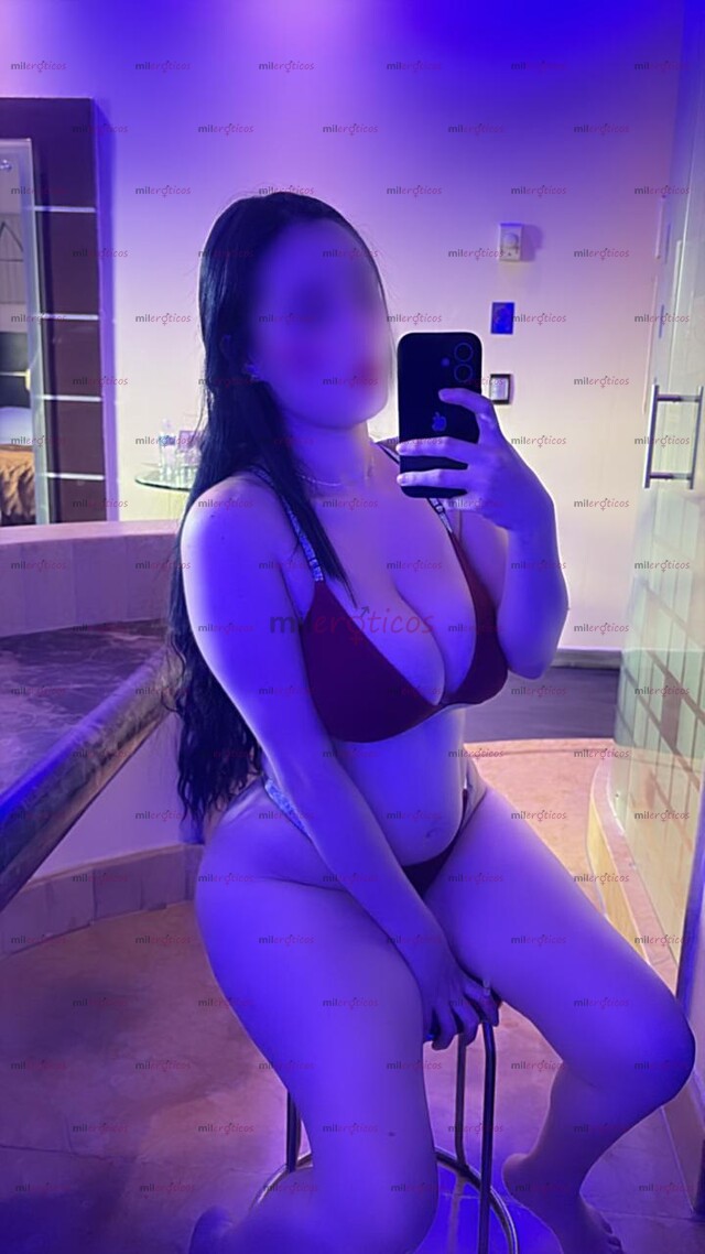 FOTOS DE HERMOSA TETONA Y MUY PERVERSA CON PROMO PARA GOZAR