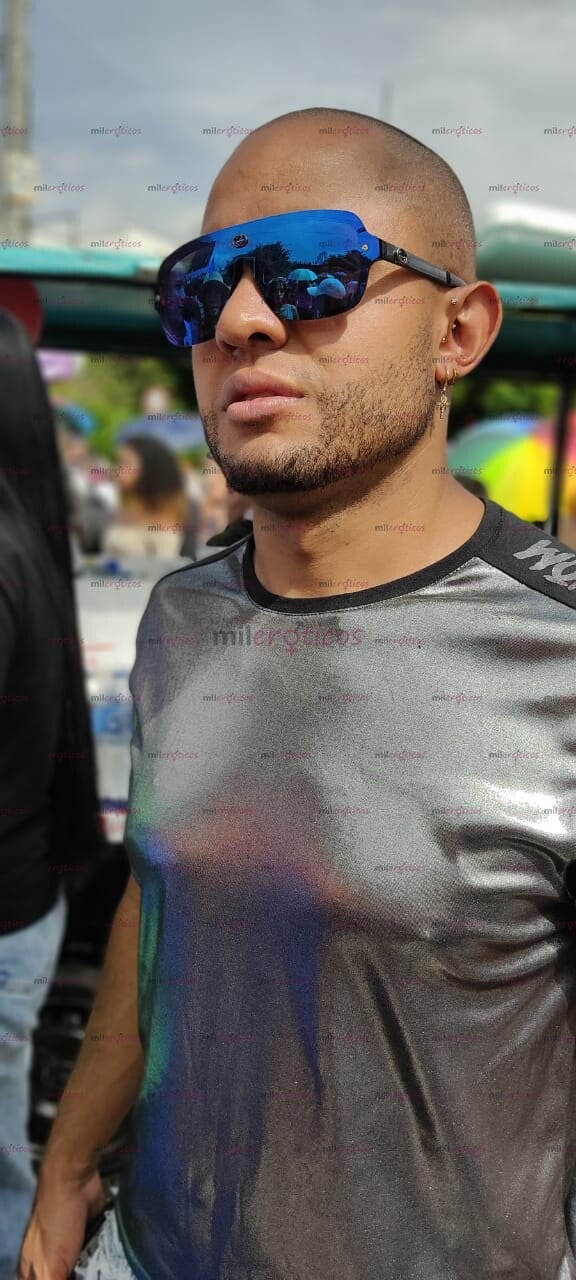 FOTOS DE MORENO SEXY VERSÁTIL LECHERO COMPLACIENTE SITIO, DOMI DISPONIBLE LAS 24 HORAS