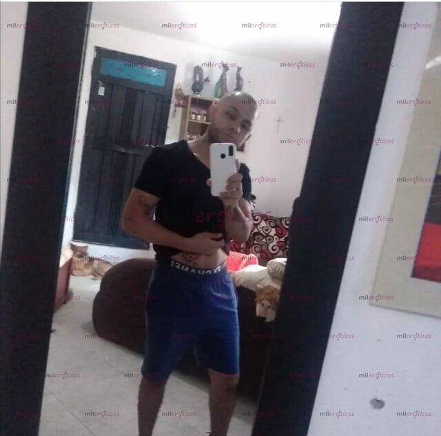 FOTOS DE MORENO SEXY VERSÁTIL LECHERO COMPLACIENTE SITIO, DOMI DISPONIBLE LAS 24 HORAS