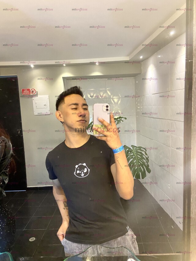 FOTOS DE RESERVADO DISCRETO VERSATIL MÁS ACTIVO 22 AÑOS