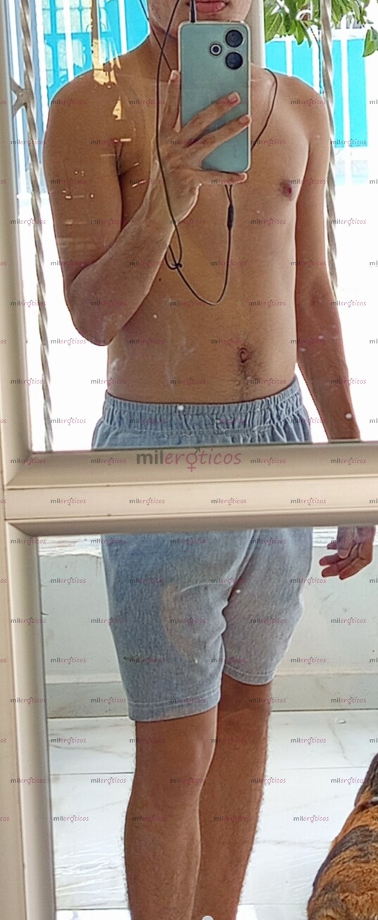 FOTOS DE JOVEN SERIO, VARONIL , FOGOSO VERSÁTIL TENGO 21 AÑOS, SOY DE BARRANQUILLA