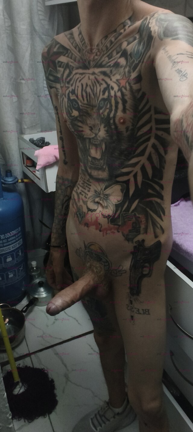 FOTOS DE FLACO ACTIVO TATUADO VERGON MORBOSO SITIO