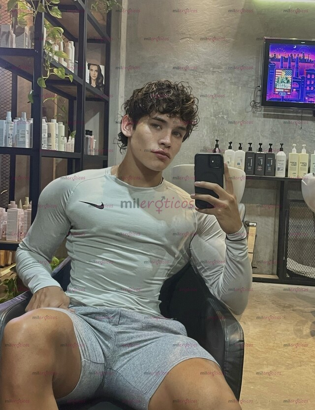 FOTOS DE CHICO COLOMBIANO MUY LECHERO Y CALIENTE ..