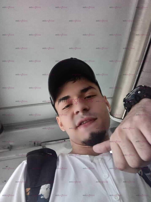 FOTOS DE JOVEN FLACO ALTO BLANCO BELLO VERGON HOLA, ME LLAMO ANDRÉS TODO UN MACHO DE 22 A