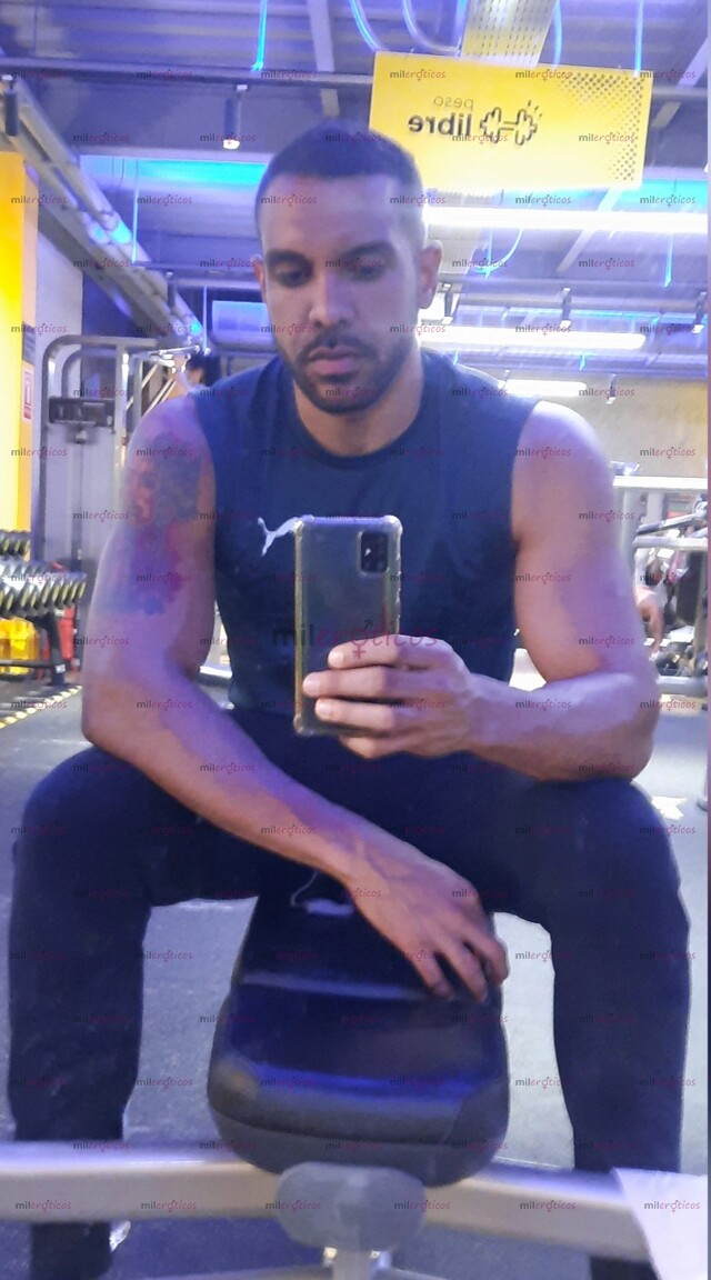 FOTOS DE ULTIMOS DIAS EN MEDELLIN 22CM DE VERGA GRANDE Y GRUESA DISPONIBLE