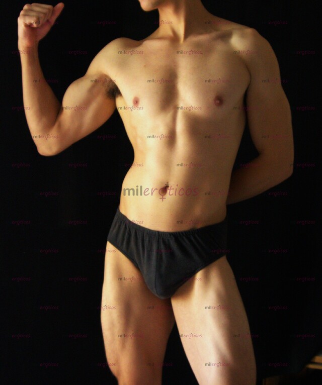 FOTOS DE JOVENCITO DELGADO CON BUEN CUERPO NALGON Y VERGÓN