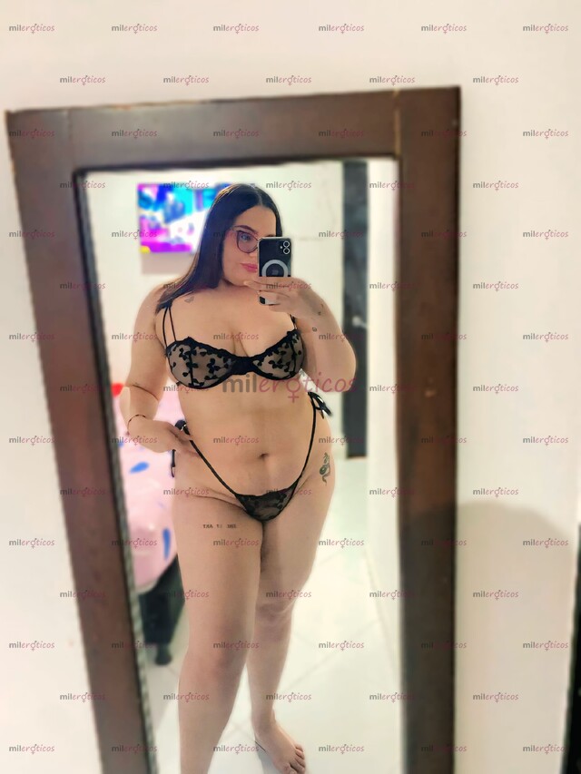 FOTOS DE SAM GRANDOTA CON CULO XXL TETAS 38B. 1.80 DE PURA LUJURIA