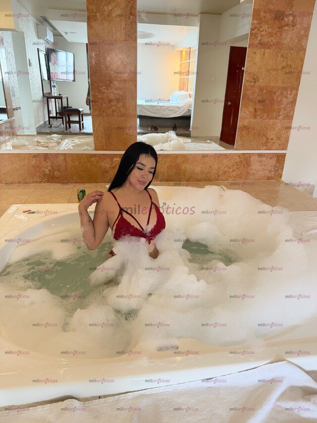 FOTOS DE QUIERO HACERTE VENIR CON LAS MEJORES NALGAS Y TETAS QUE VERAS POR AQUÍ BBY