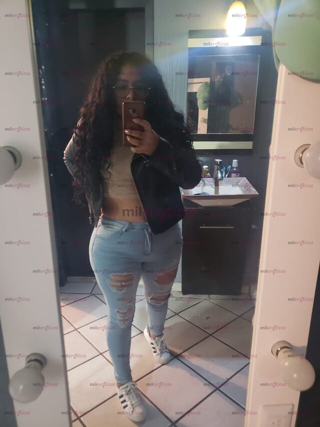FOTOS DE SOY SOFIA UNA RICA Y DELICIOSA COLOMBIANITA INICIANDO EN TU CIUDAD, TENGO UNAS N