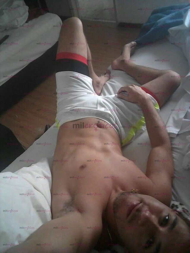 FOTOS DE QUIERES VER COMO SALE SEMEN DE MI PITO ENORME SOY MUY MORBOSO CALIENT