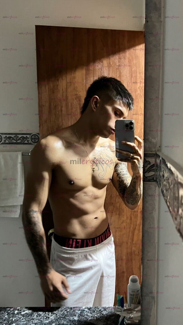 FOTOS DE CHICO JOVEN 100% REAL Y DISPONIBLE PARA CONOCERNOS Y PASAR UN BUEN RATO