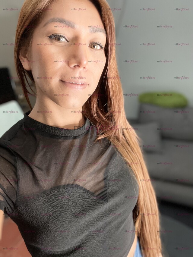 FOTOS DE ADRIANA MONTSERRAT JOVENCITA FEMENINA Y CACHONDA