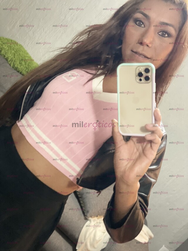 FOTOS DE ADRIANA MONTSERRAT JOVENCITA FEMENINA Y CACHONDA