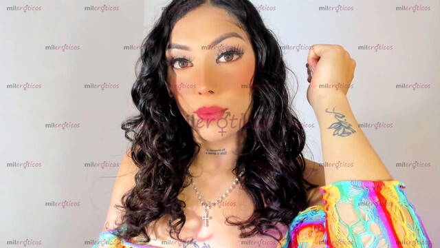 FOTOS DE DELICIOSA PELIROJA SEXY COMPLACIENTE, CON SITIO