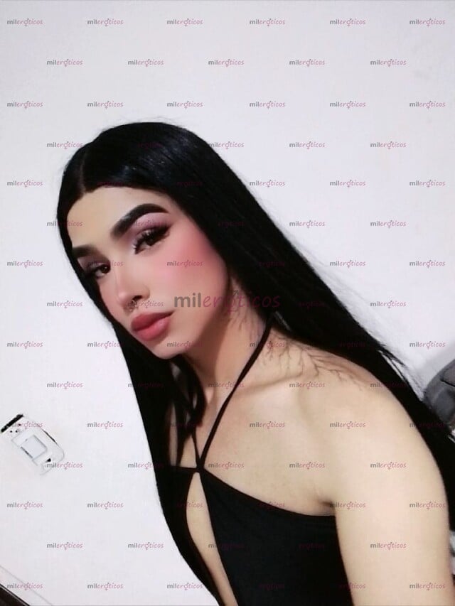 FOTOS DE CHICA TRANS JOVEN VIP EN TU SITIO DISPUESTA A PASARLA SÚPER RICO Y CUMPLIR TODAS
