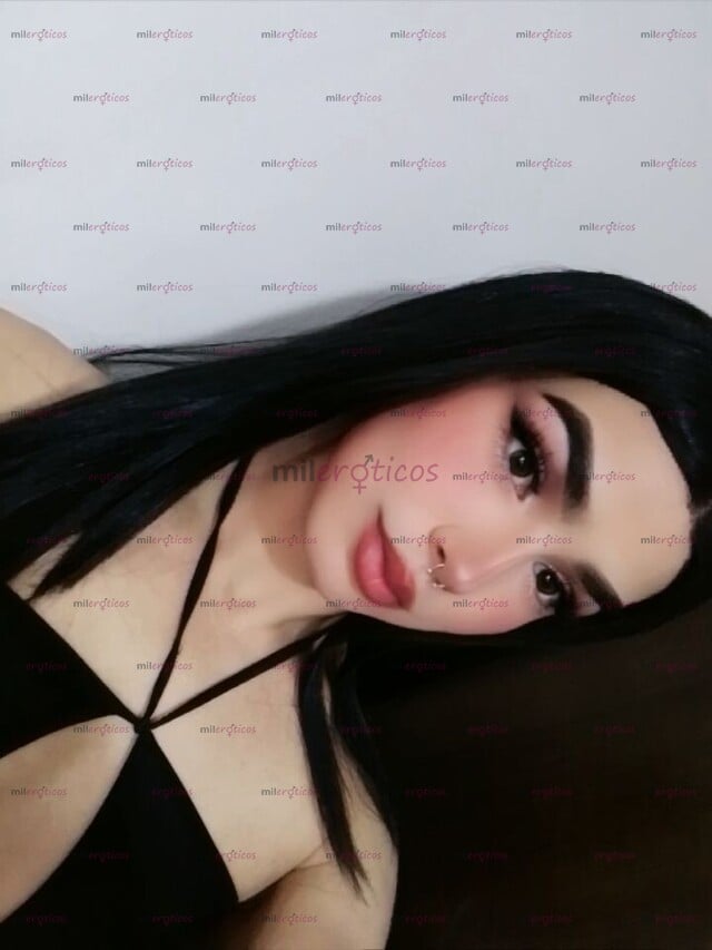 FOTOS DE CHICA TRANS JOVEN VIP EN TU SITIO DISPUESTA A PASARLA SÚPER RICO Y CUMPLIR TODAS
