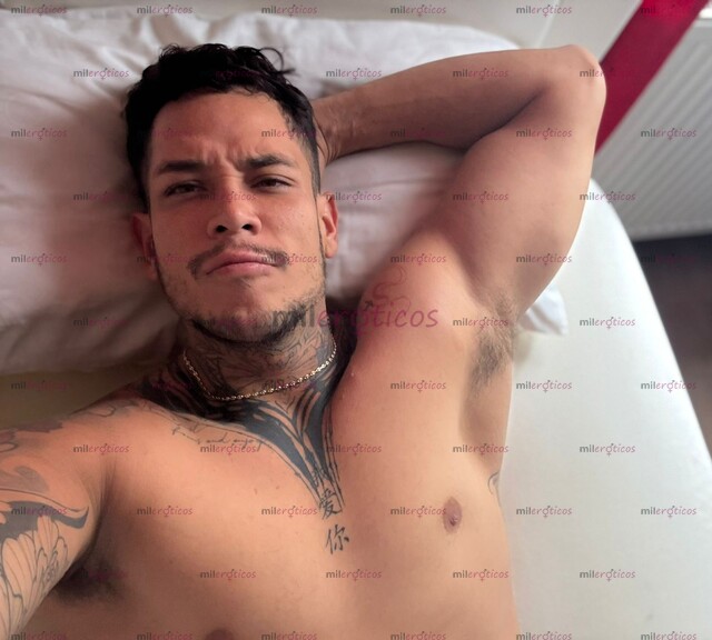 FOTOS DE DISFRUTA DE UN MACHO COLOMBIANO VERGON DISCRETO