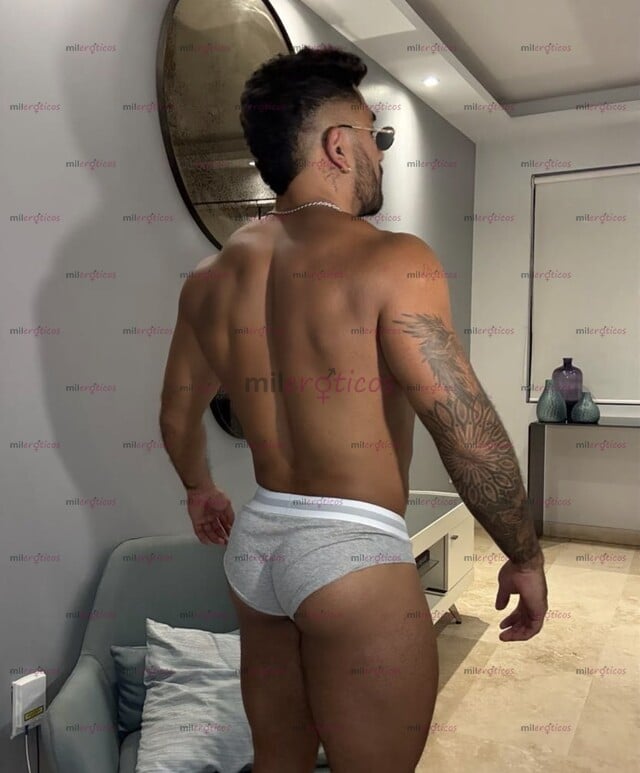 FOTOS DE VATO MASCULINO GUAPO VARONIL DISCRETO LISTO PARA CUMPLIR TUS DESEOS.