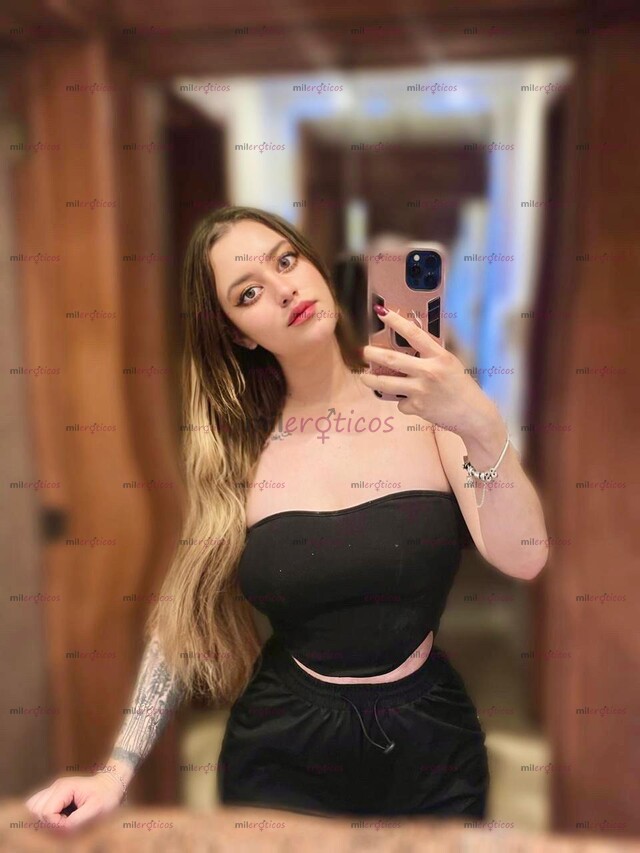 FOTOS DE CON LUGAR! SEXY CHICHONA COLOMBIANA VIP!!