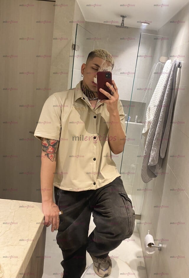 FOTOS DE 21CM LUJURIA Y PLACER TATUADO DOMINANTE Y MORBOSO, DE MENTE ABIERTA