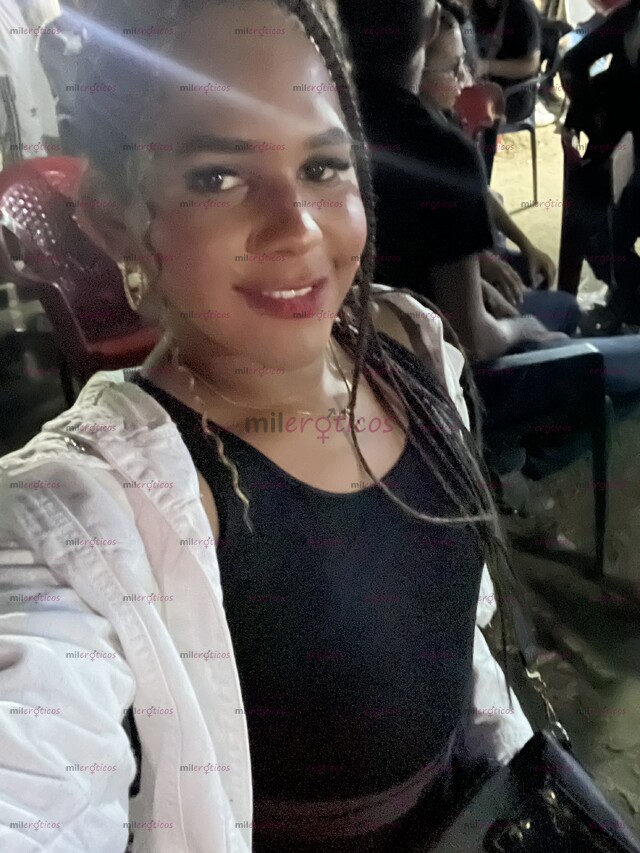 FOTOS DE LUISA 22 AÑOS ,CON UNA COLA GRANDE NATURAL UNIVERSITARIA , DISPONIBLE CON CITAS