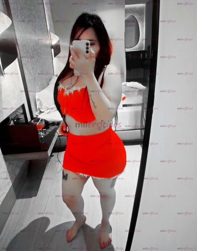 FOTOS DE TU RICA PUTITA DISPONIBLE CON UN RICO PERRITO QUE TE APRETARA DELICIOSO