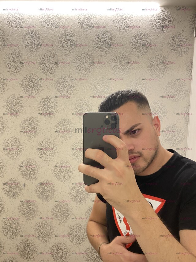 FOTOS DE MACHO ACTIVO SÚPER MORBOSO Y DOMINANTE ESCORT VIP