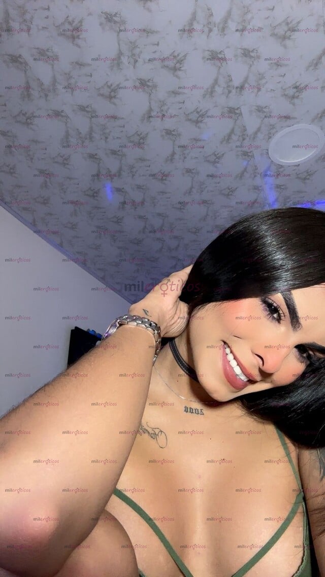 FOTOS DE HOLA ! SOY ALEXXA UNA HERMOSA Y COMPLACIENTE TRANS