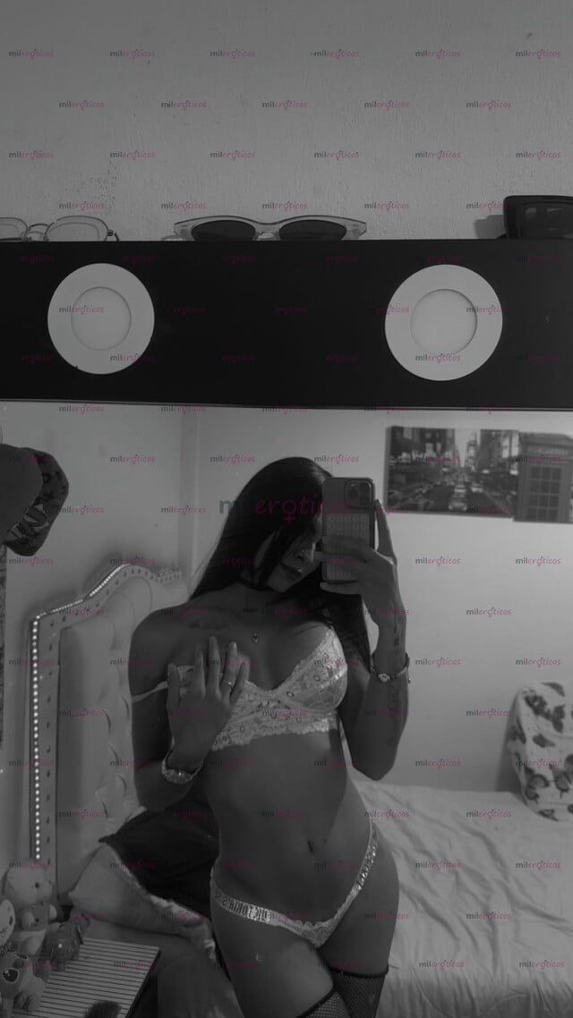 FOTOS DE HOLA ! SOY ALEXXA UNA HERMOSA Y COMPLACIENTE TRANS