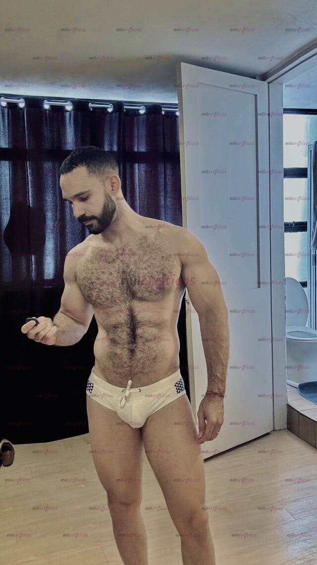 FOTOS DE SOLO HOYCUBANO ATLÉTICO 23 CM REALES MASCULINO, ATRACTIVO Y DISCRETO