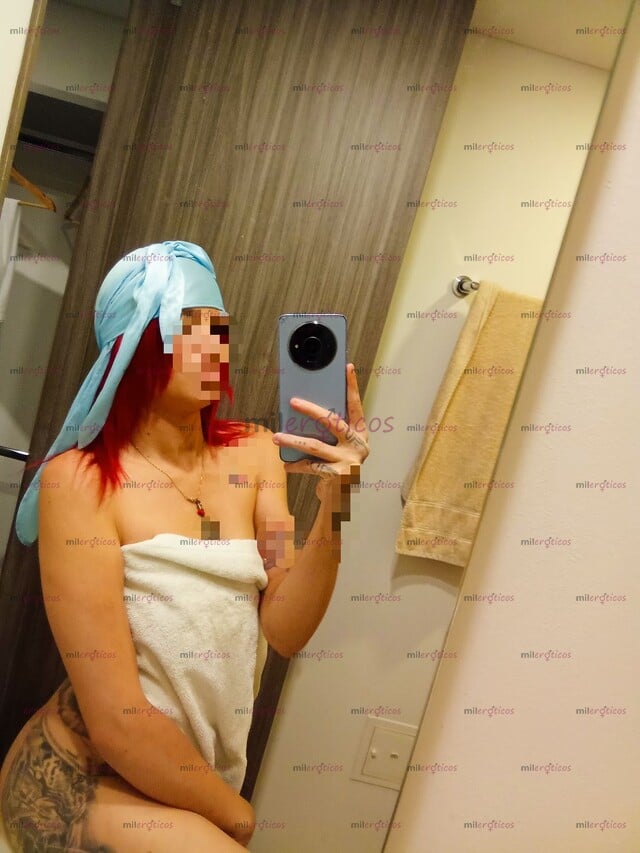 FOTOS DE HOLA MI NOMBRE ES ANDREA UNA RICA FLAQUITA CON MUCHOS TATUAJES. BIEN DIVERTIDA