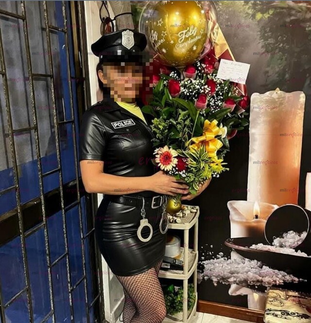 FOTOS DE UNA BELLA DAMA Y SU GRUPO DE TRABAJO OFRESEN SUS SERVICIOS EN CEDRITOS ESCRIBE T