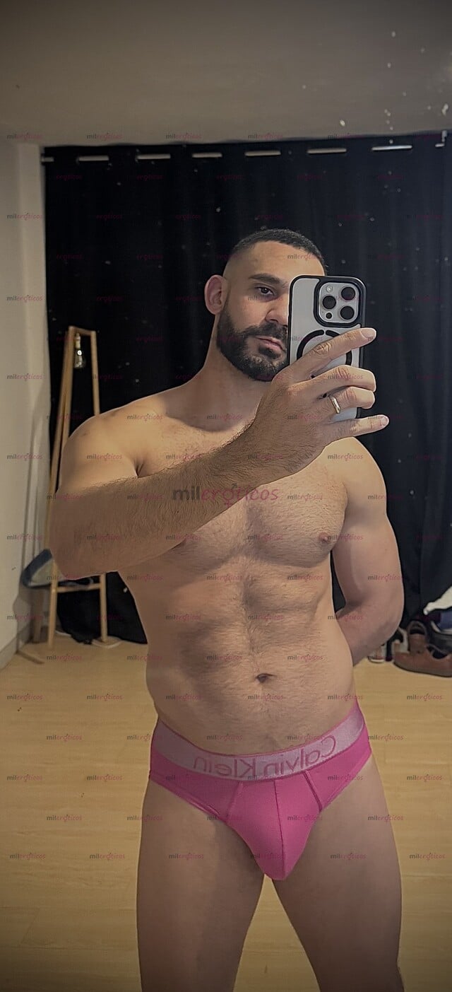 FOTOS DE SOLO HOYCUBANO ATLÉTICO 23 CM REALES MASCULINO, ATRACTIVO Y DISCRETO