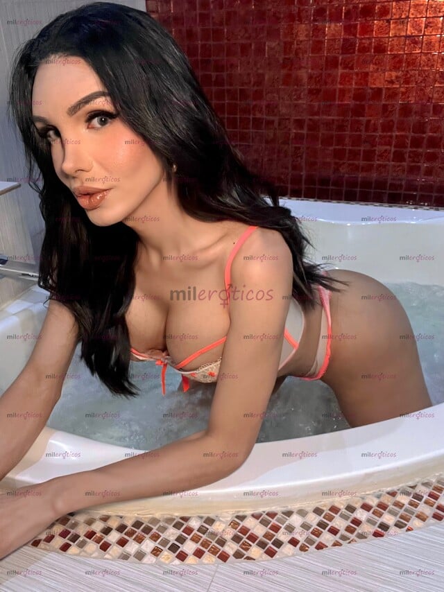 FOTOS DE CUERPO DE DIOSA! MISS LOMBARDO POCOS DÍAS!