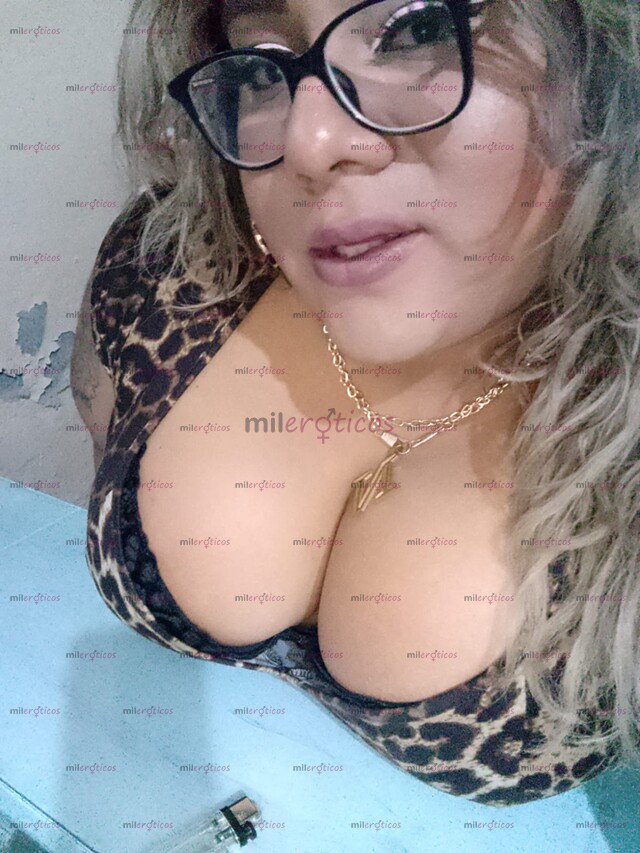 FOTOS DE NENA TRANS INTER CURVY BBW CON UN BUEN CARAMELO, CULONA Y TETONA