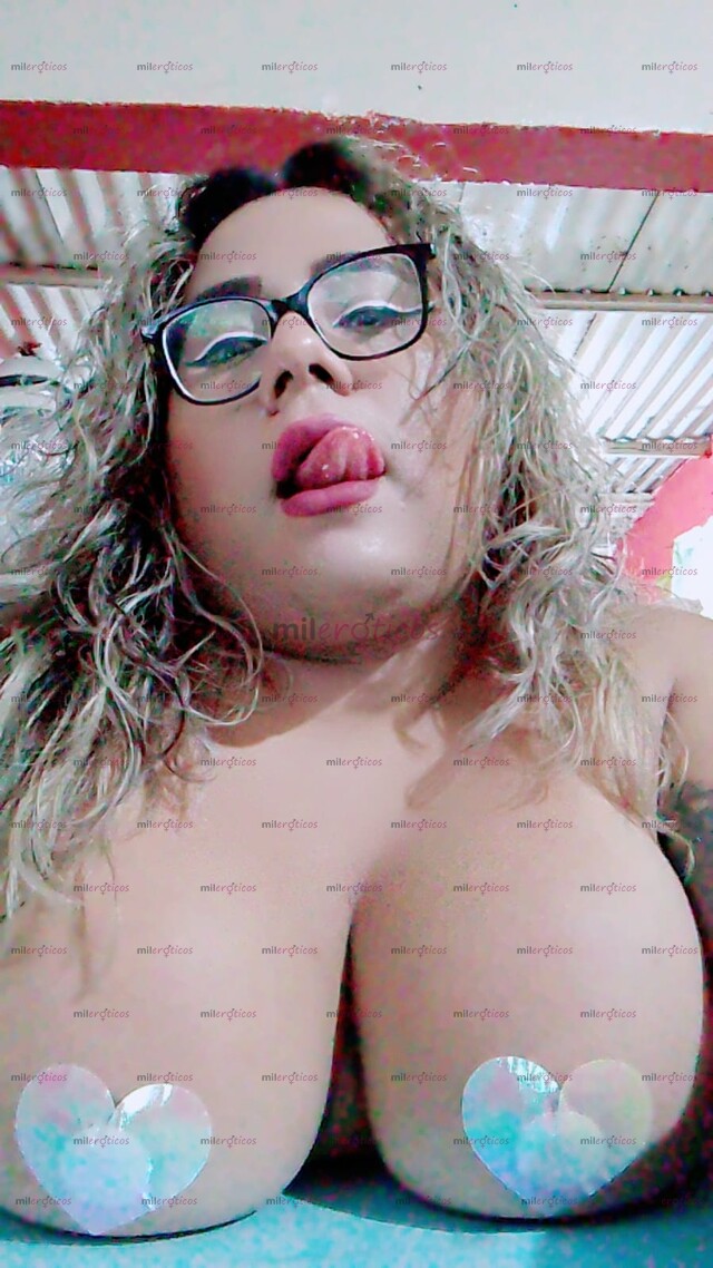 FOTOS DE NENA TRANS INTER CURVY BBW CON UN BUEN CARAMELO, CULONA Y TETONA